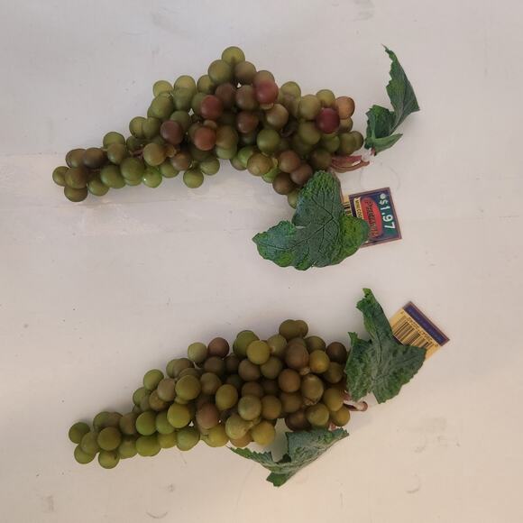 Vintage MCM set of 2 Plastic Mini Cognac Grapes with tags 7' - Picture 4 of 5